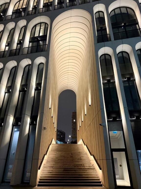 6-КОМН. КВАРТИРА С ОТДЕЛКОЙ 226 М² НА 10 ЭТАЖЕ