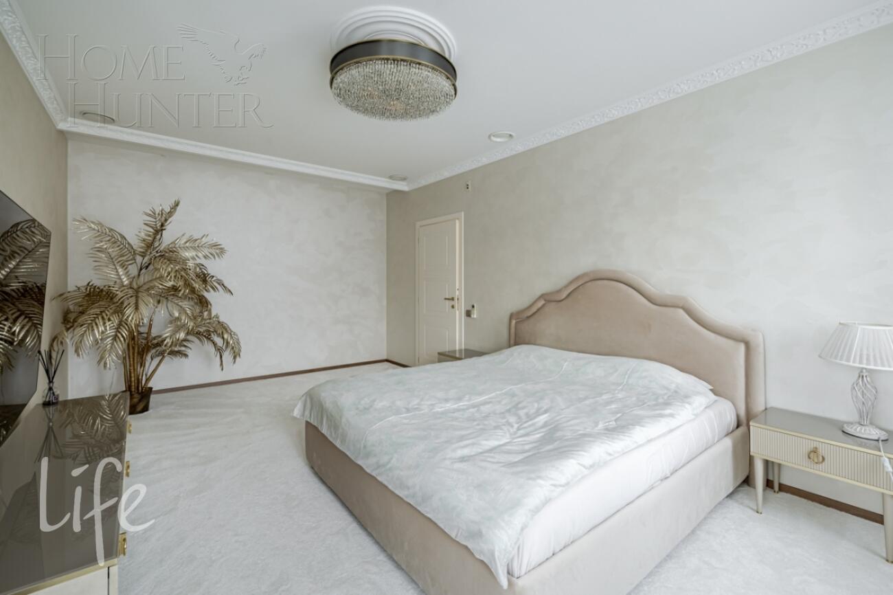 2-этажный коттедж 400 м² с отделкой