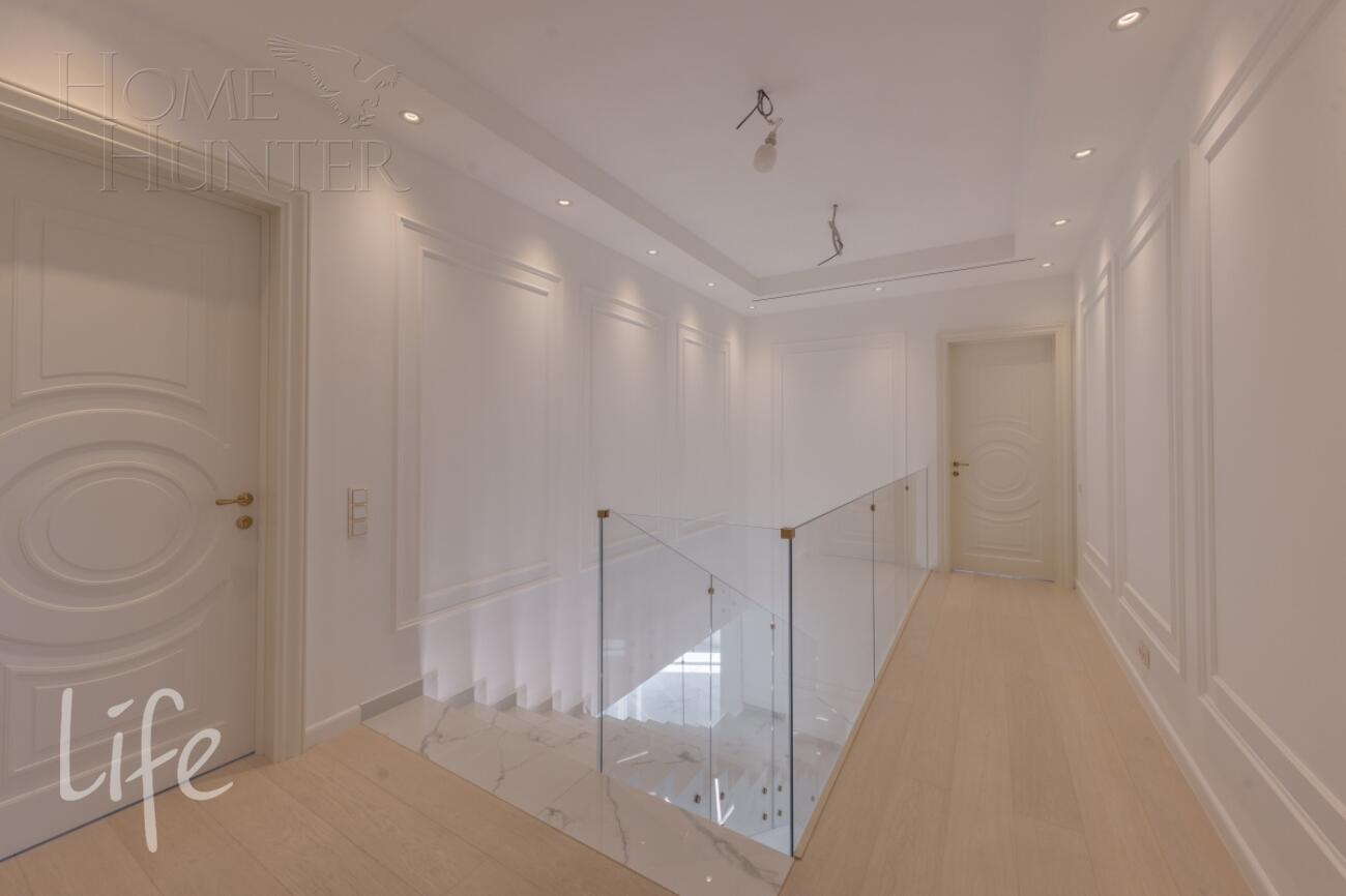 2-этажный коттедж 900 м² с отделкой