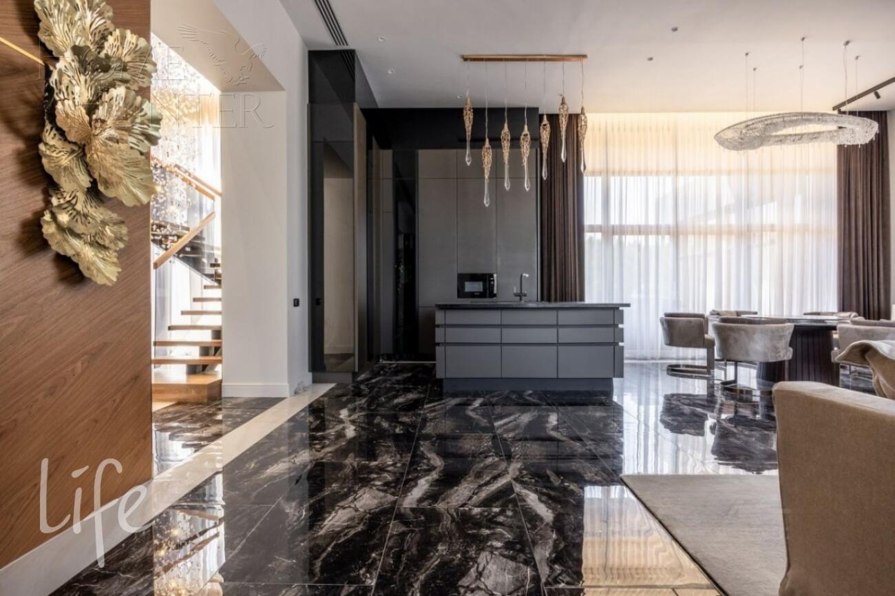 2-этажный коттедж 995 м² с отделкой