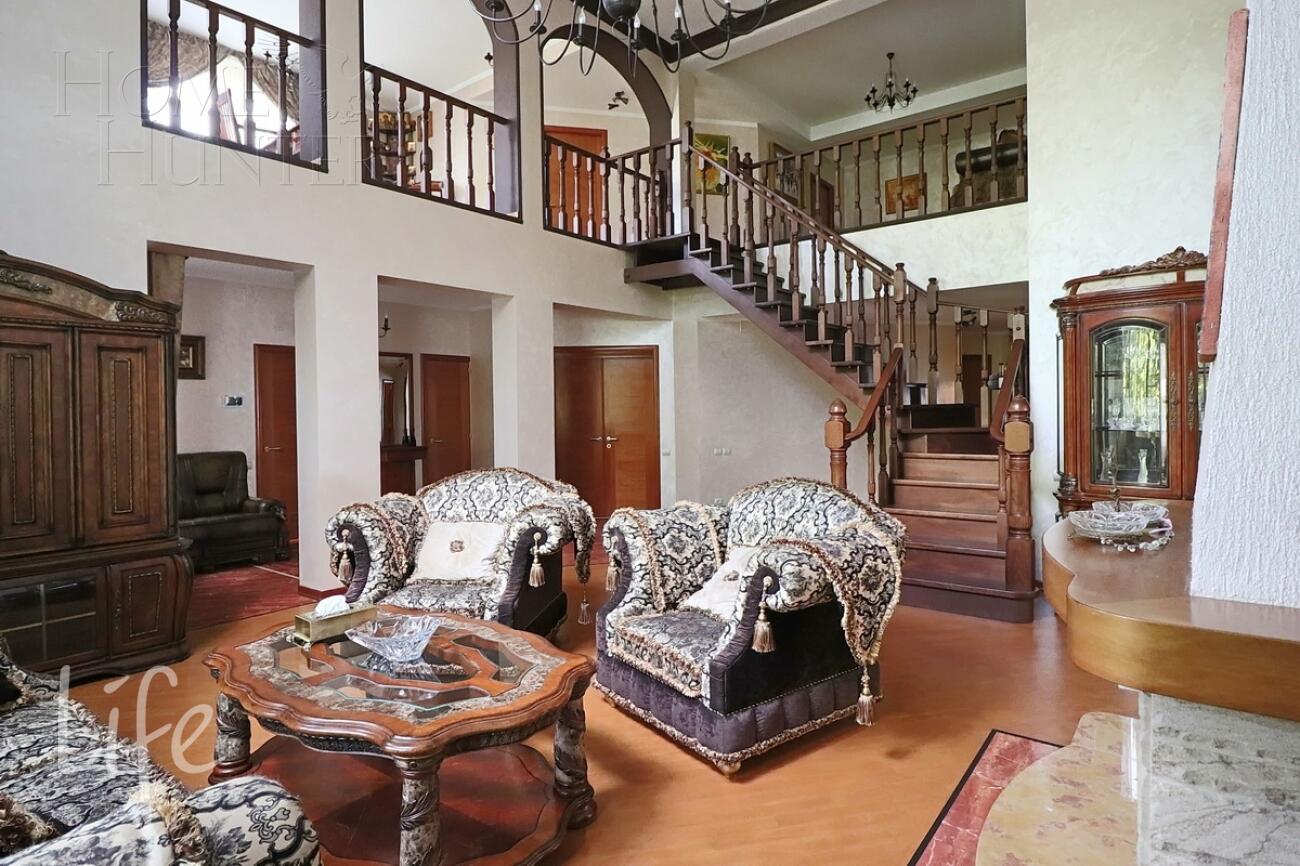 2-этажный коттедж 458 м² с отделкой