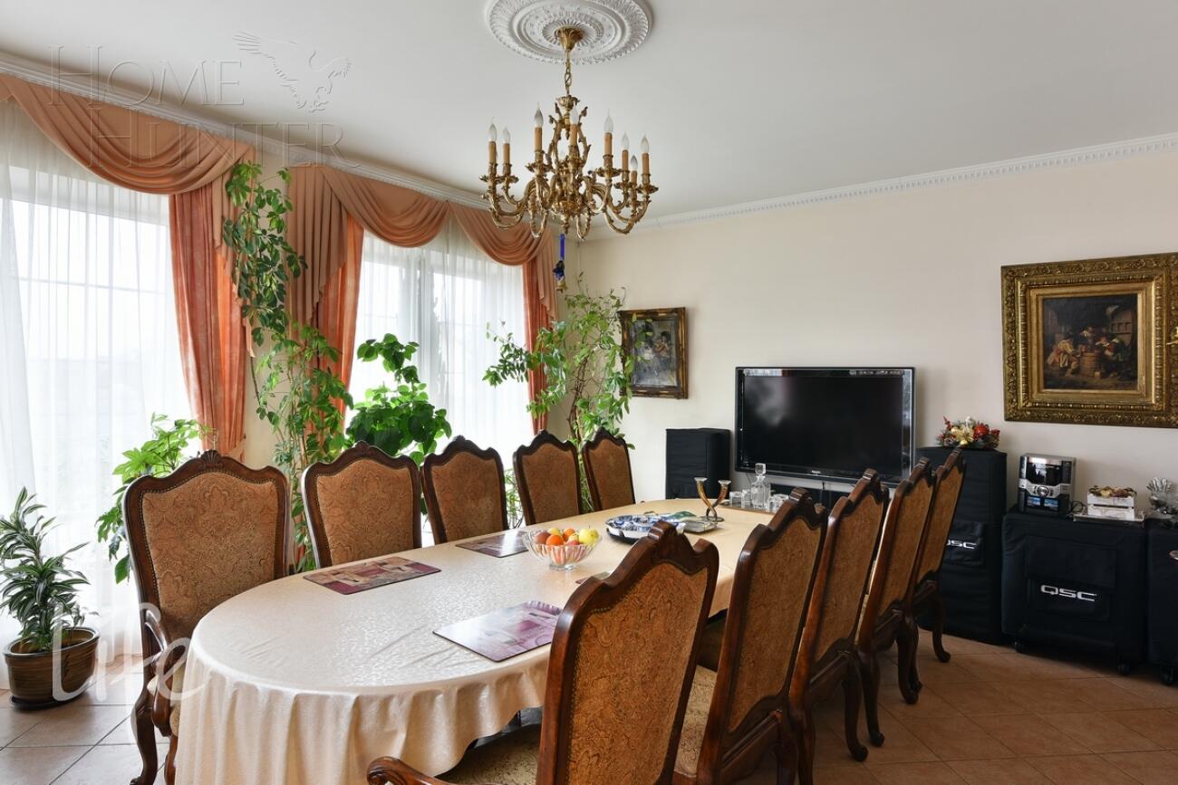 2-этажный коттедж 550 м² с отделкой