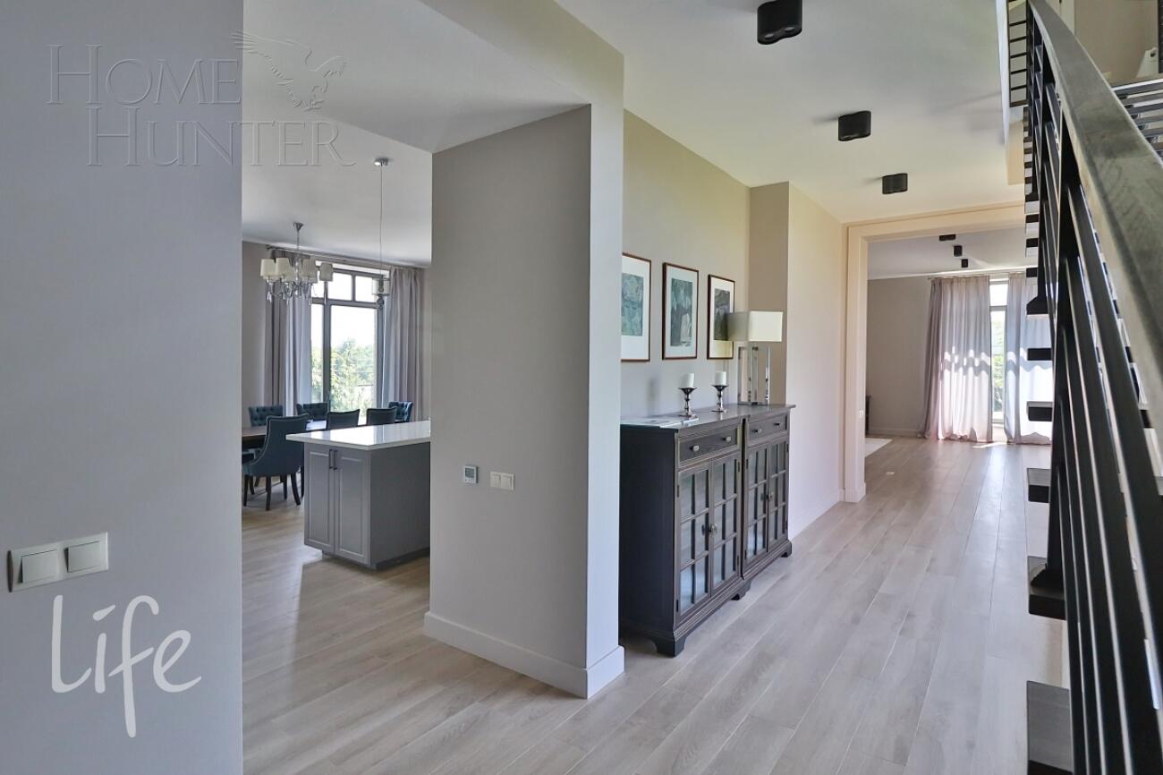 2-этажный коттедж 423 м² с отделкой