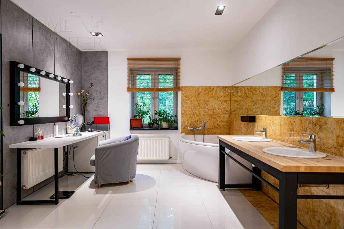 2-этажный коттедж 375 м² с отделкой