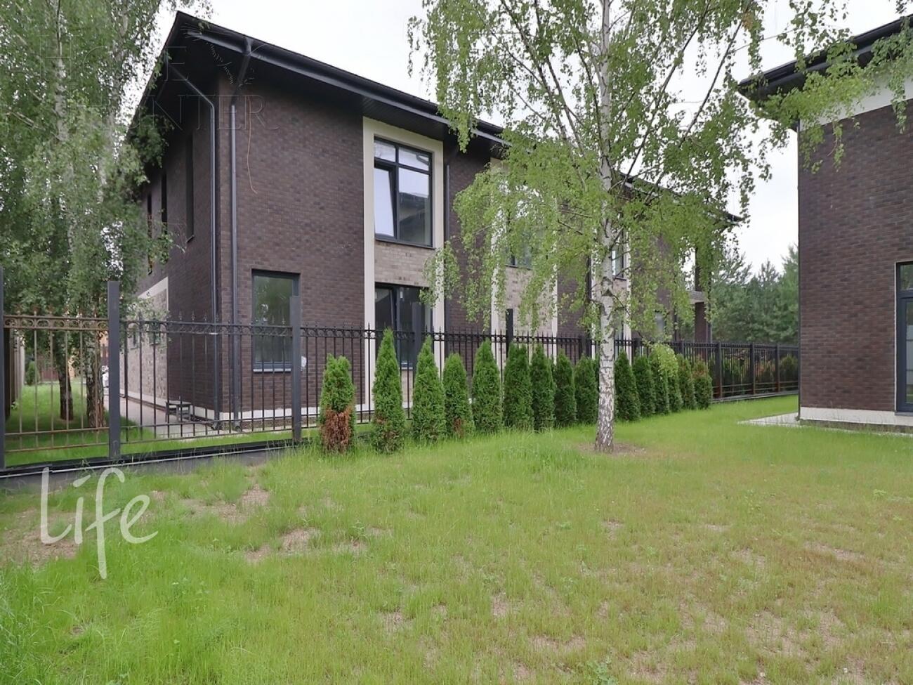 2-этажный коттедж 450 м² с отделкой