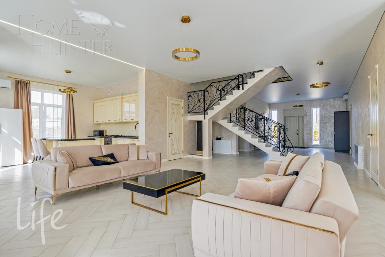 2-этажный коттедж 436 м² с отделкой