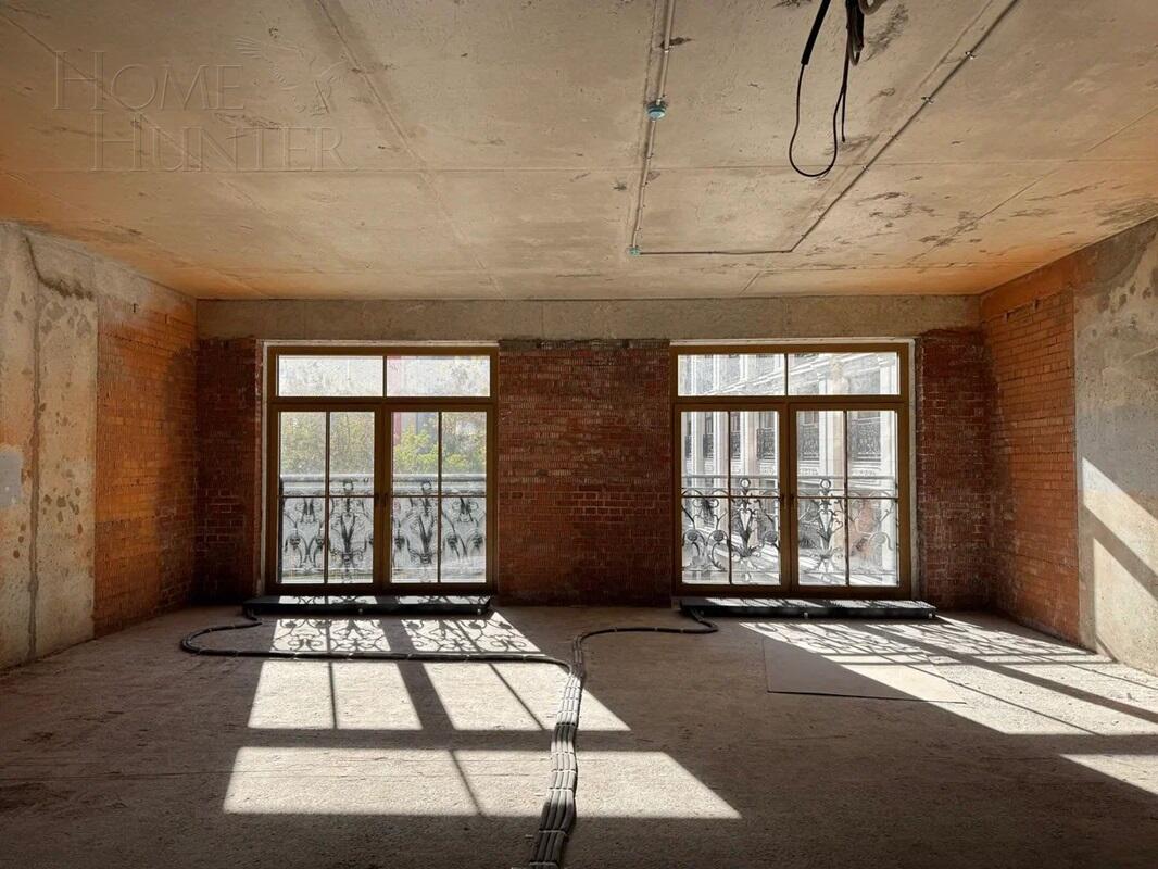 4-КОМН. КВАРТИРА БЕЗ ОТДЕЛКИ 125 М² НА 3 ЭТАЖЕ