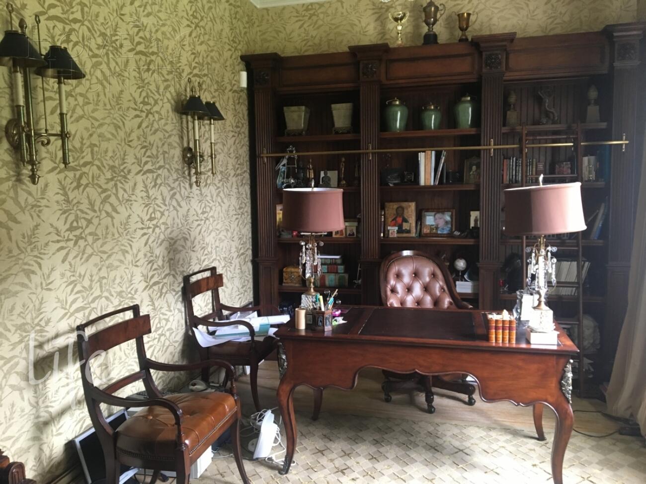 1-этажный коттедж 250 м² с отделкой