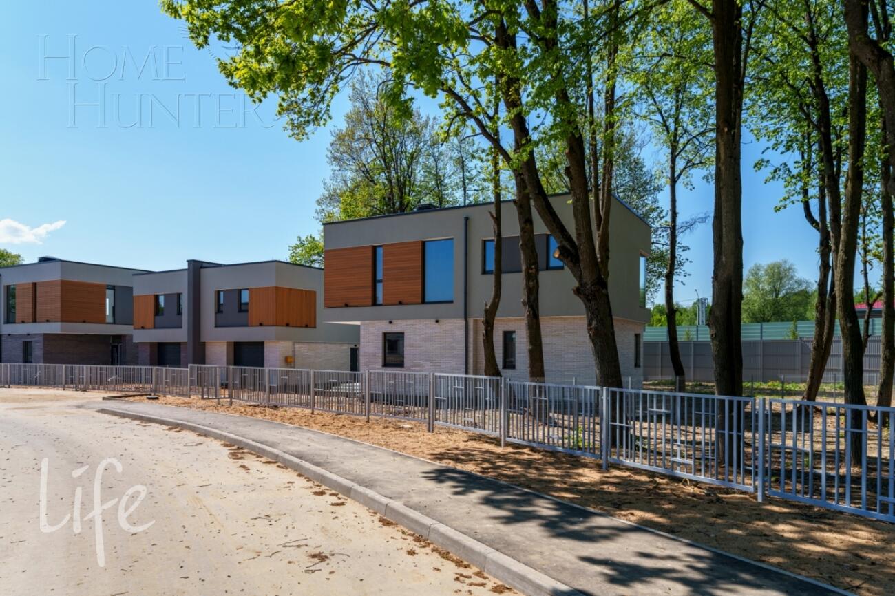 2-этажный коттедж 319 м² без отделки