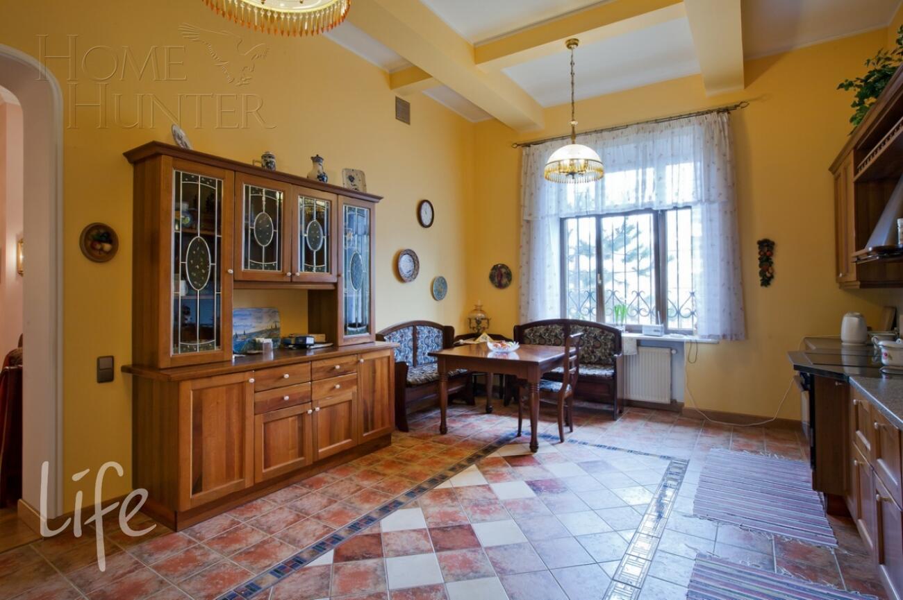 2-этажный коттедж 916 м² с отделкой