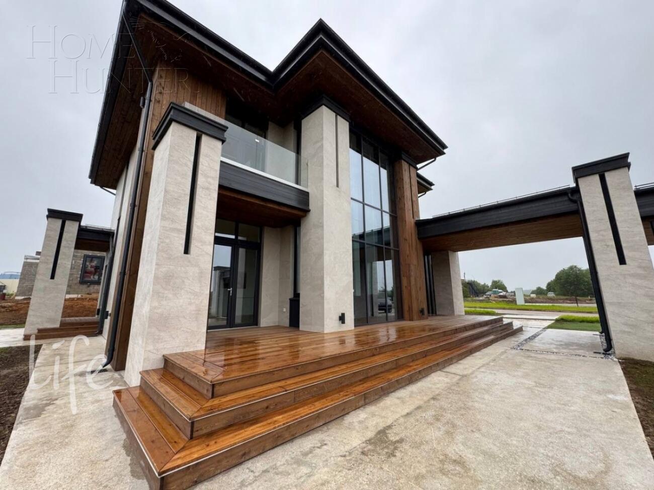 2-этажный коттедж 300 м² с отделкой