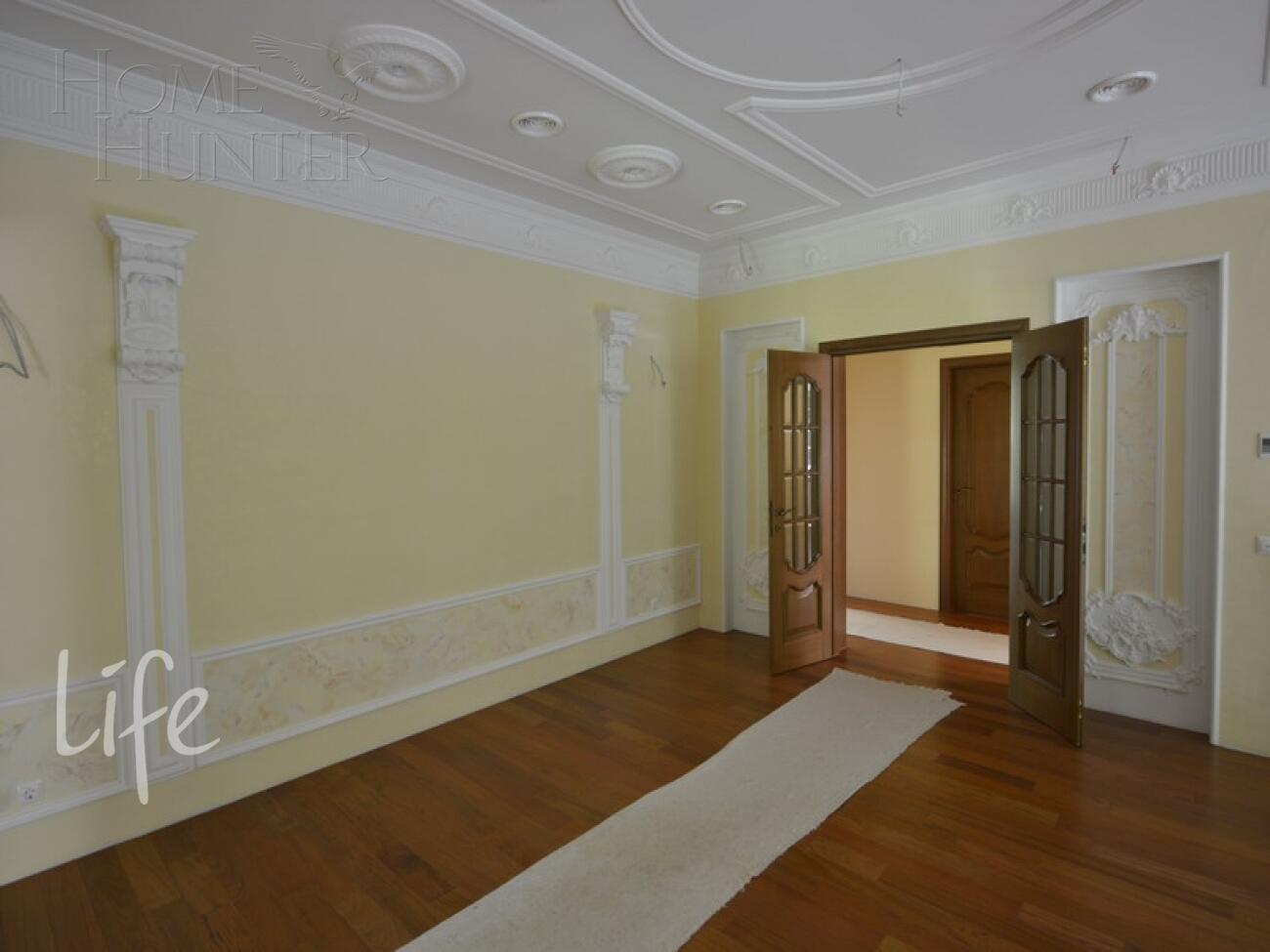 2-этажный коттедж 687 м² с отделкой