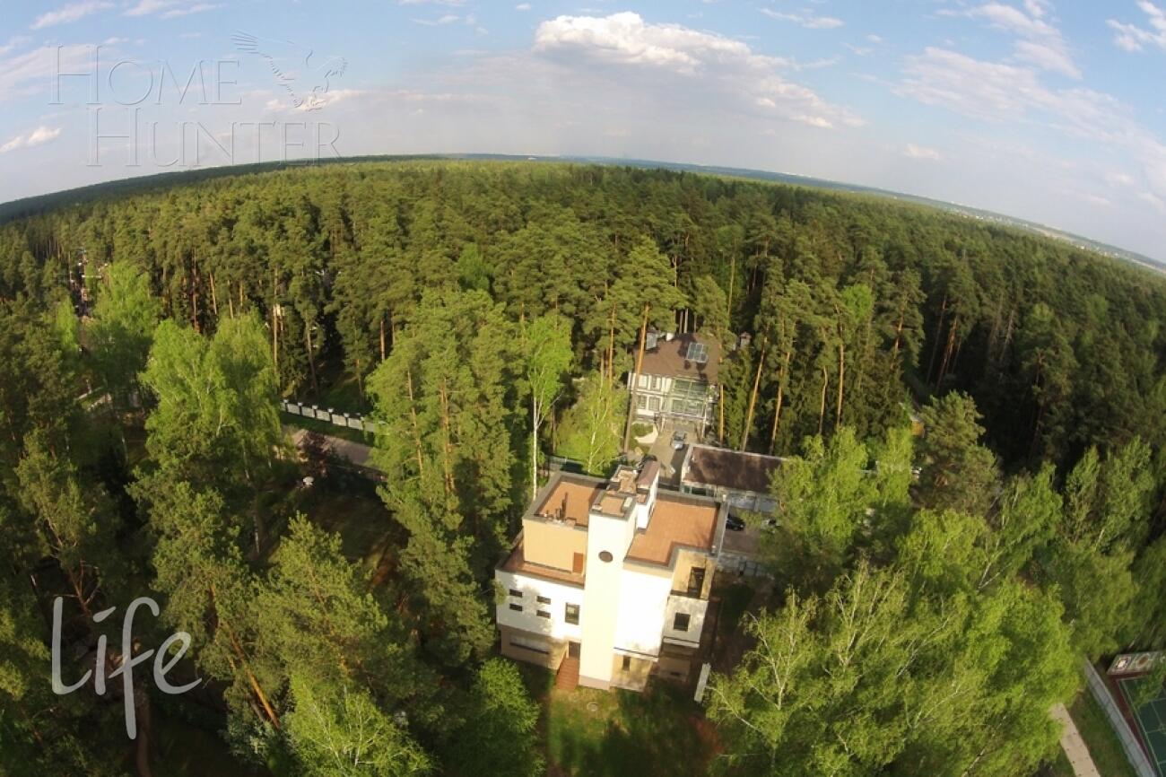 2-этажный коттедж 740 м² без отделки