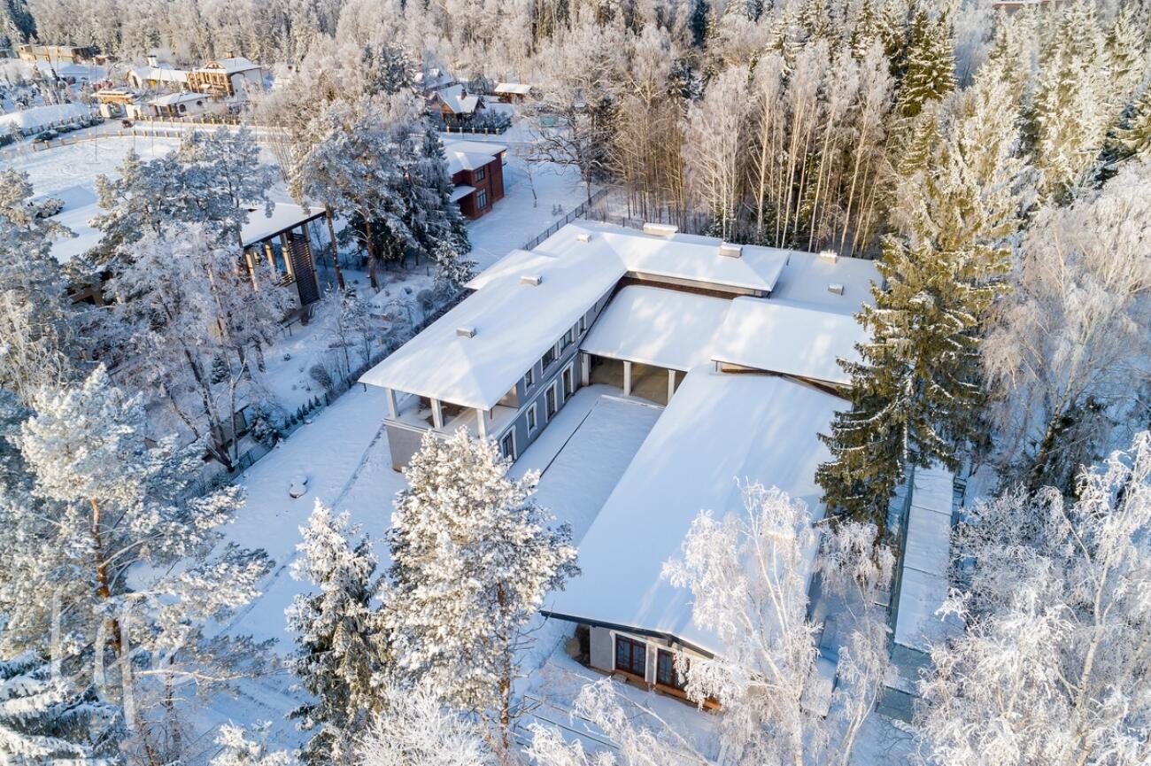 2-этажный коттедж 1 638 м² без отделки