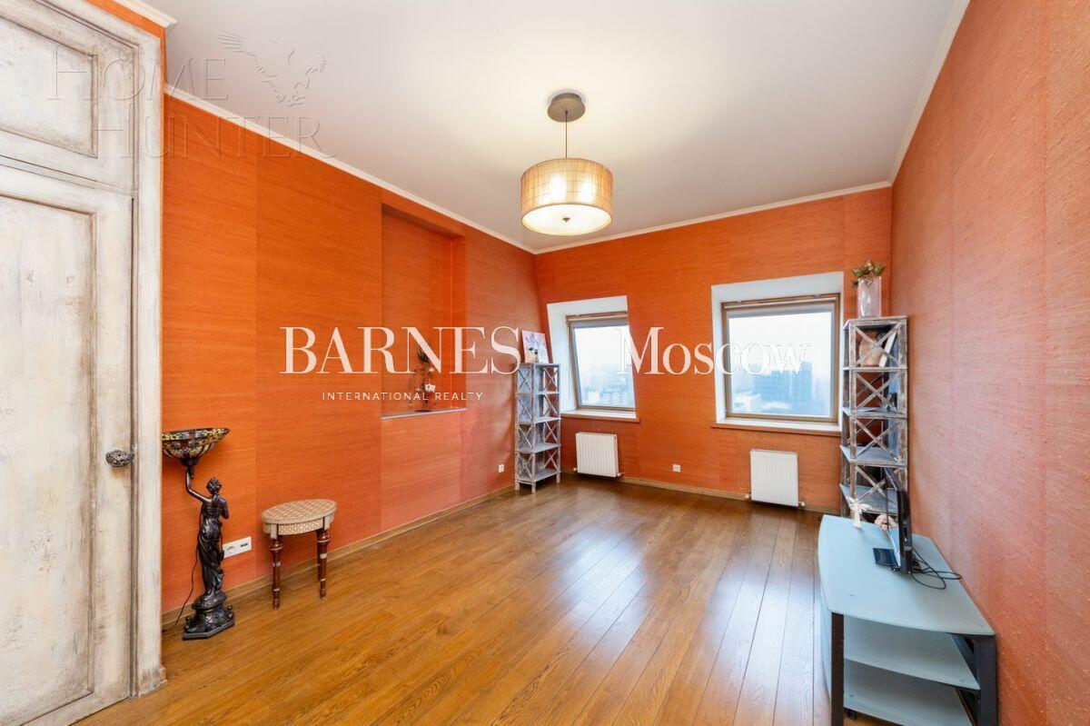 4-КОМН. КВАРТИРА С ОТДЕЛКОЙ 260 М² НА 24 ЭТАЖЕ