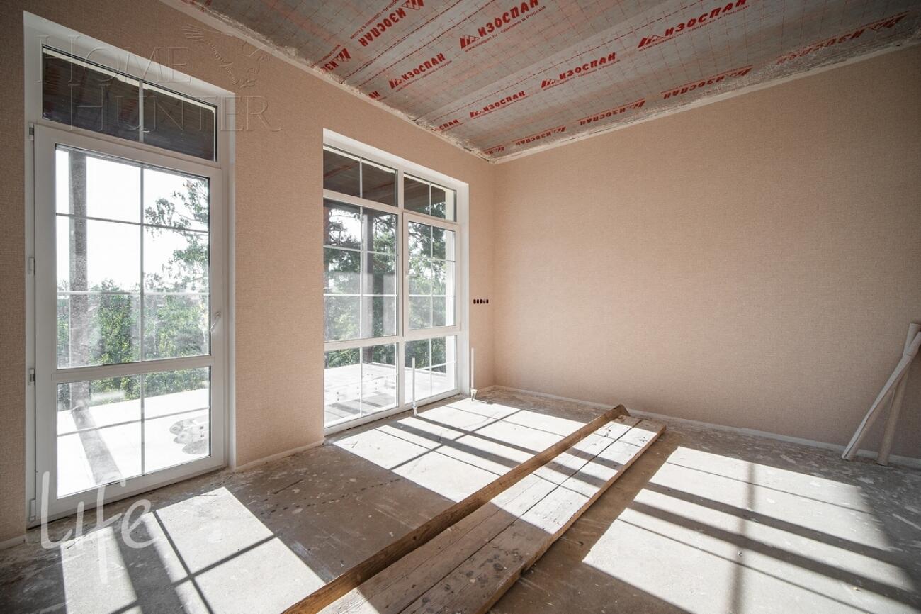 2-этажный коттедж 240 м² без отделки