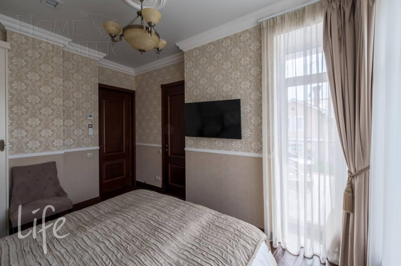 2-этажный коттедж 250 м² с отделкой