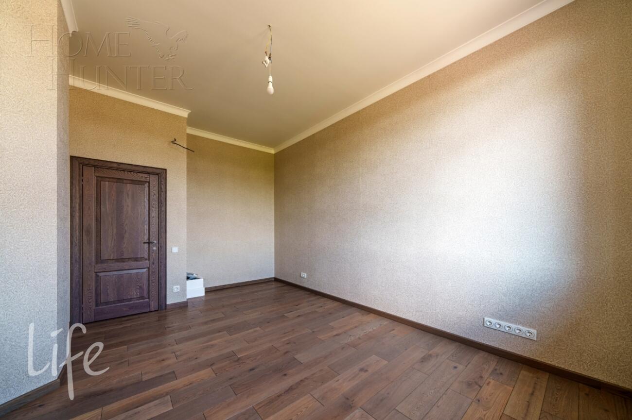 2-этажный коттедж 400 м² с отделкой