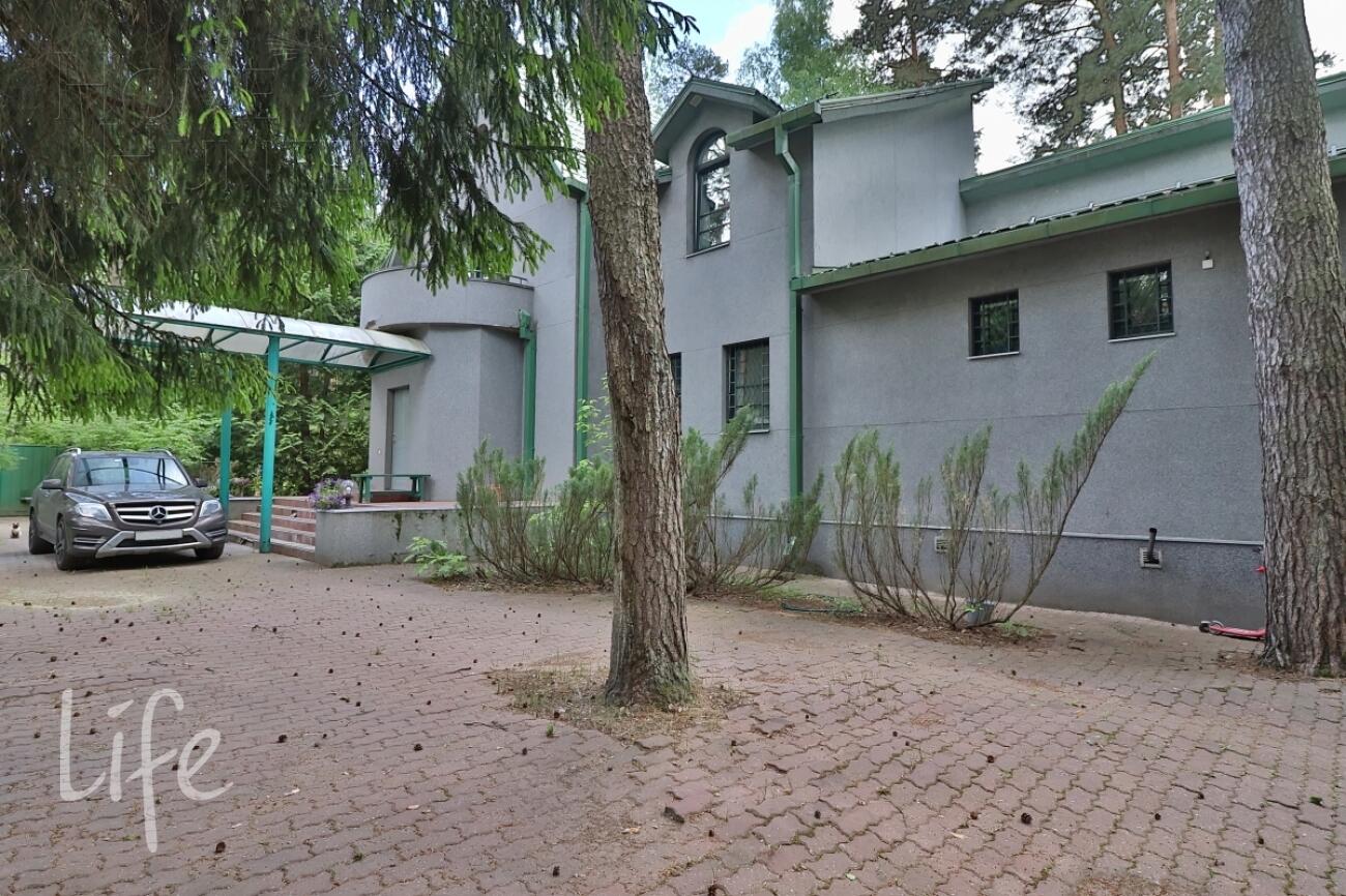 2-этажный коттедж 653 м² с отделкой