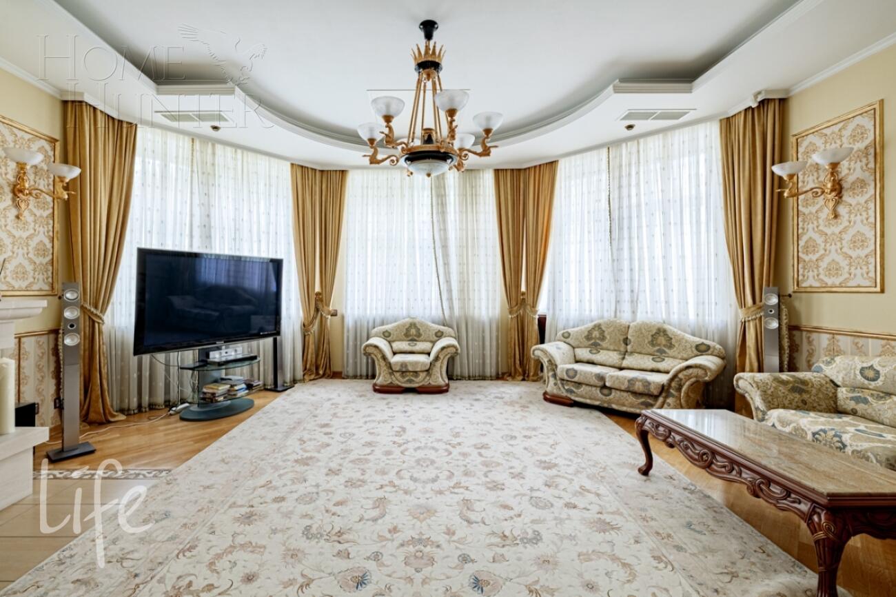 2-этажный коттедж 700 м² с отделкой