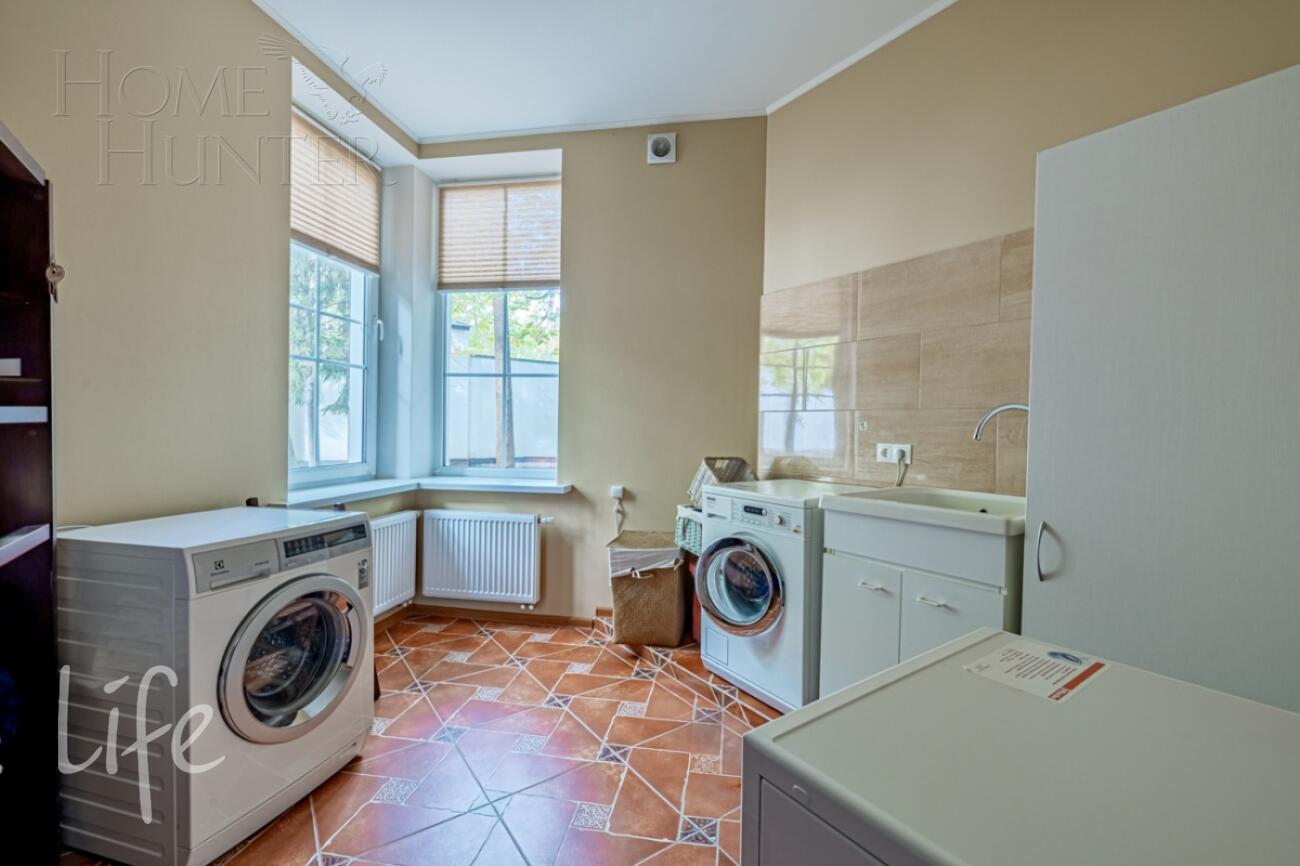 2-этажный коттедж 688 м² с отделкой