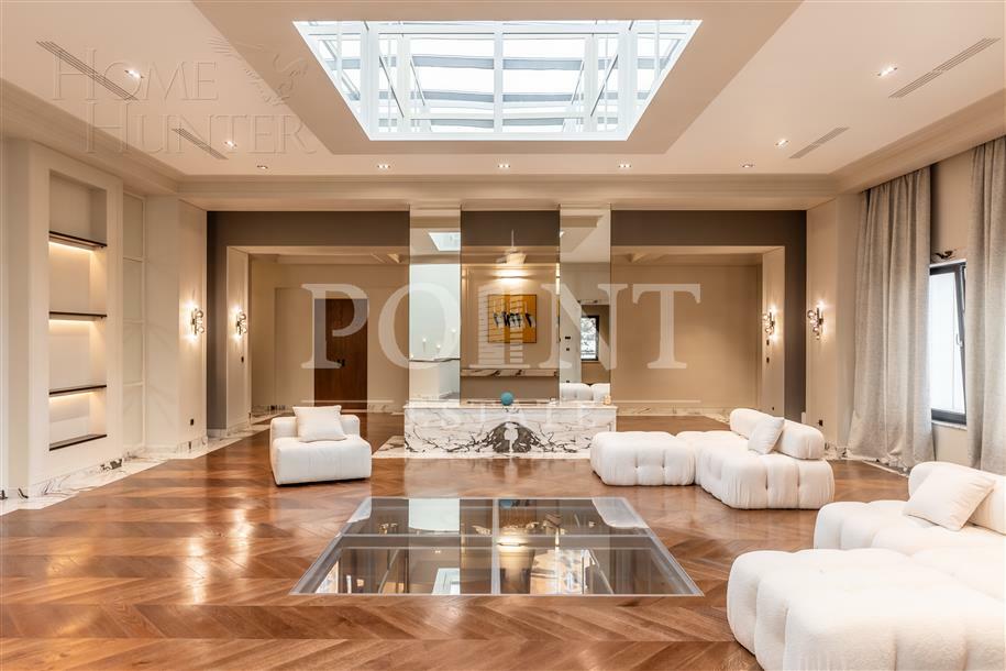 2-этажный коттедж 2 000 м² с отделкой