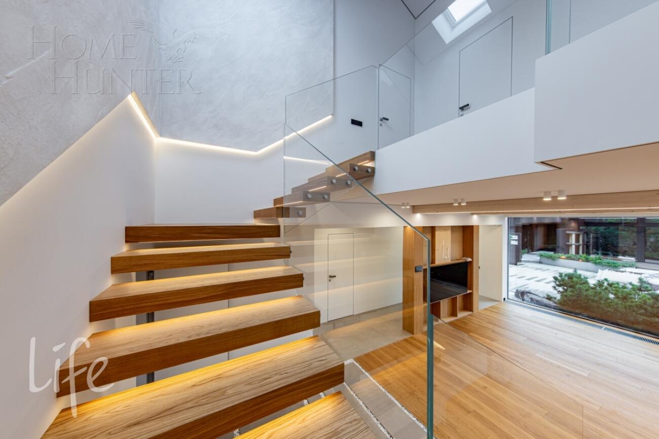 2-этажный коттедж 261 м² с отделкой