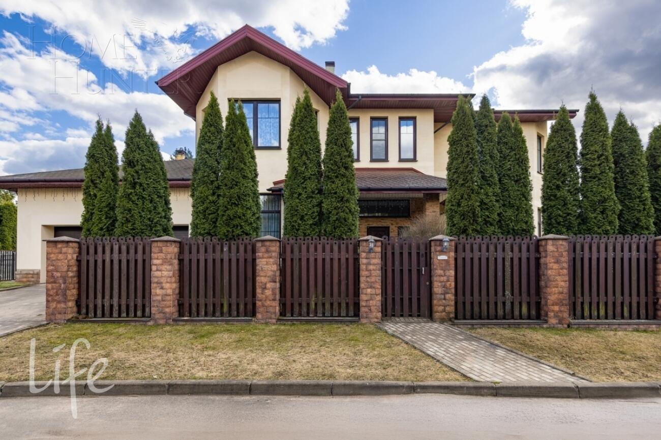 2-этажный коттедж 359 м² с отделкой