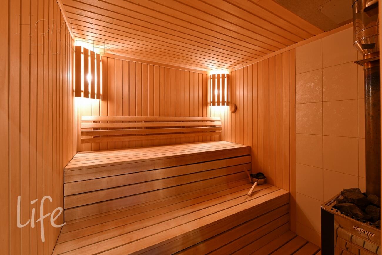 2-этажный коттедж 1 100 м² с отделкой