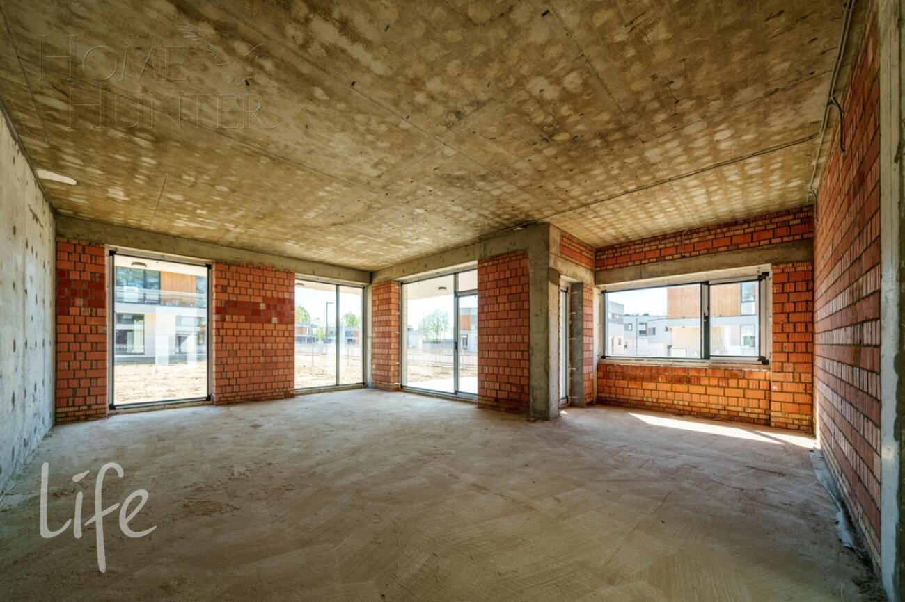 2-этажный коттедж 363 м² без отделки