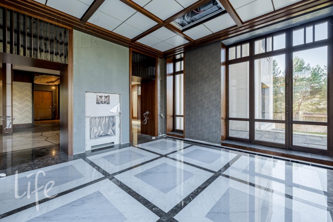 2-этажный коттедж 1 244 м² с отделкой