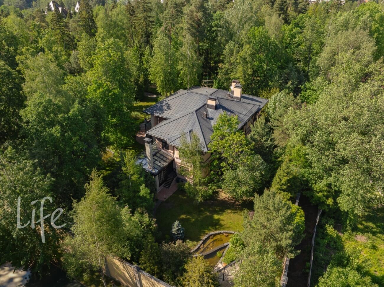 2-этажный коттедж 847 м² с отделкой