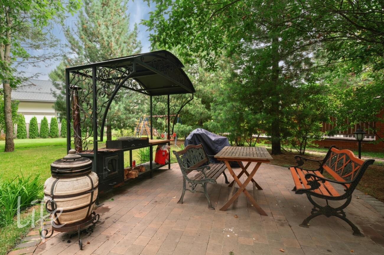 2-этажный коттедж 320 м² с отделкой