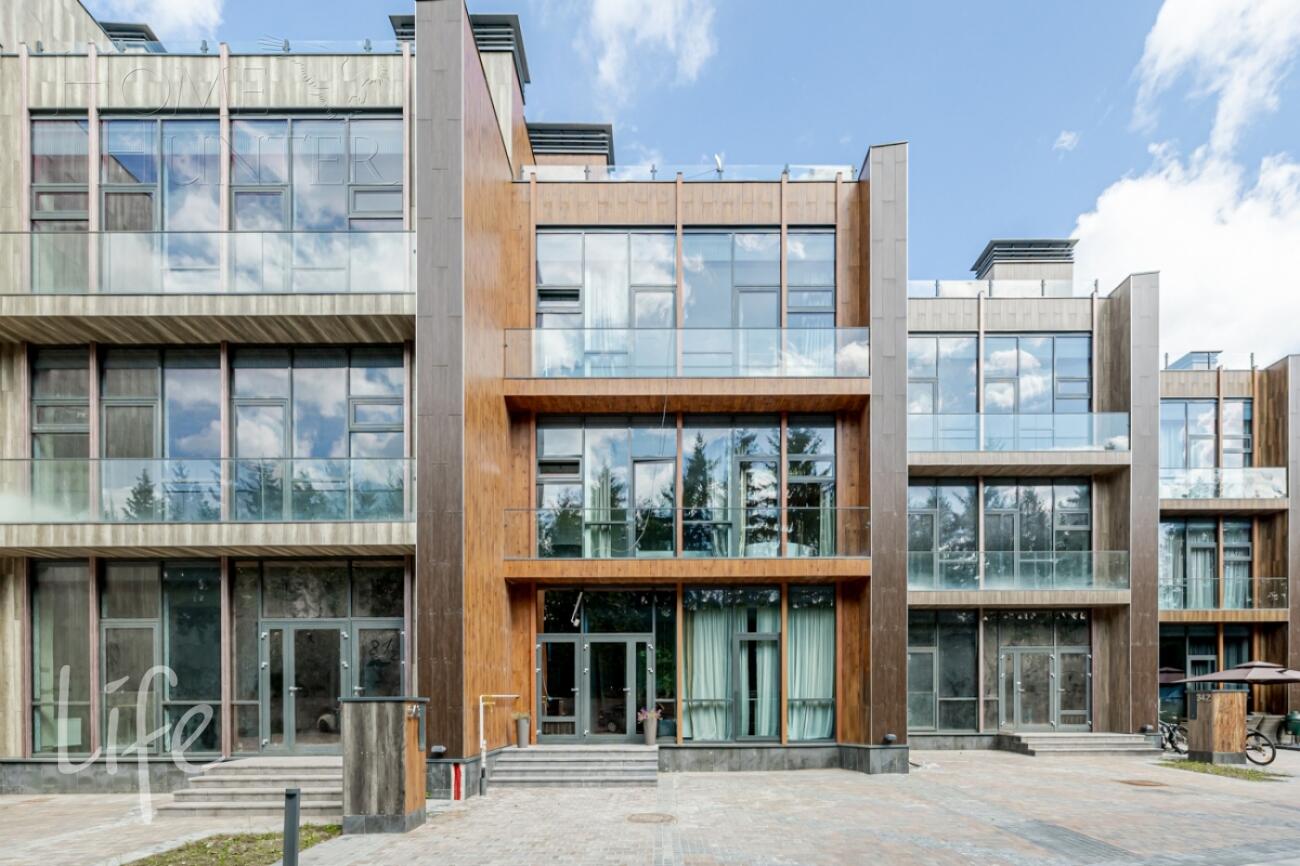 3-этажный таунхаус 238 м² с отделкой