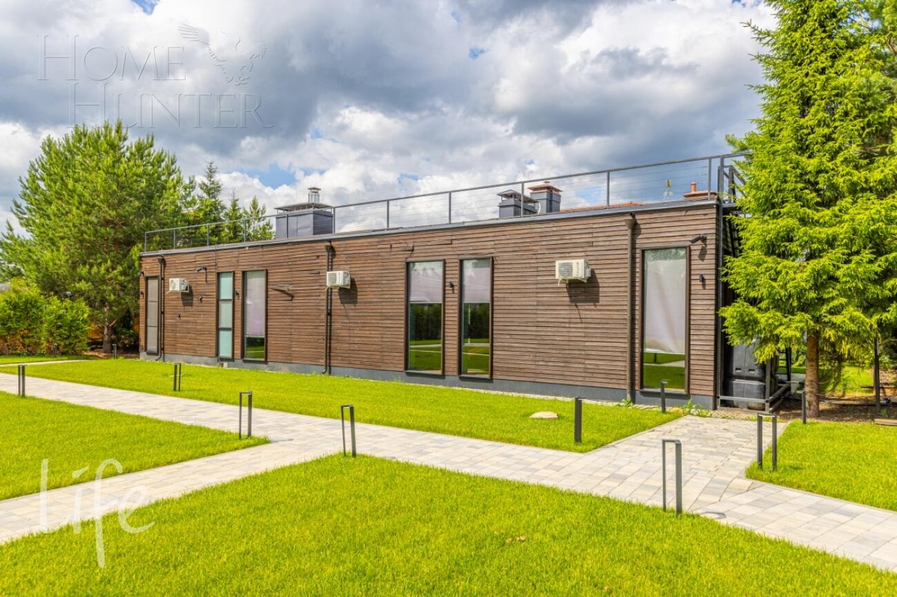 2-этажный коттедж 550 м² с отделкой