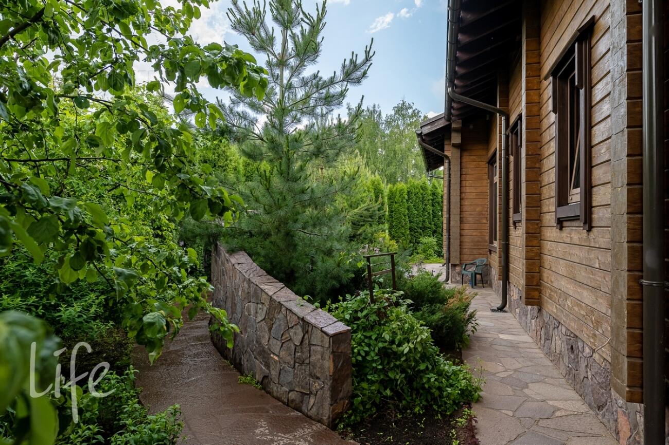 2-этажный коттедж 600 м² с отделкой