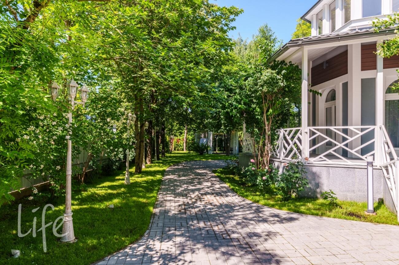 2-этажный коттедж 443 м² с отделкой