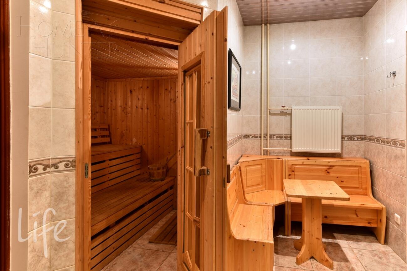 2-этажный коттедж 320 м² с отделкой