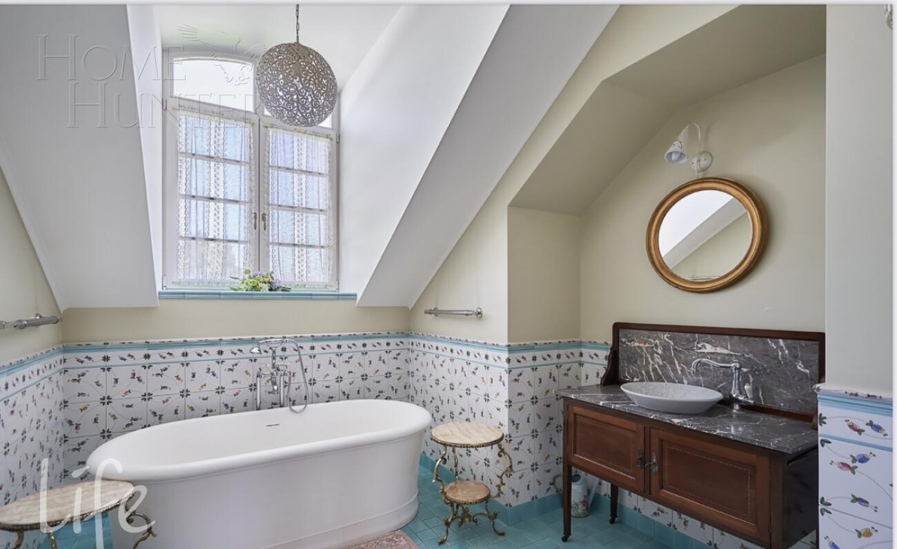 2-этажный таунхаус 233 м² с отделкой