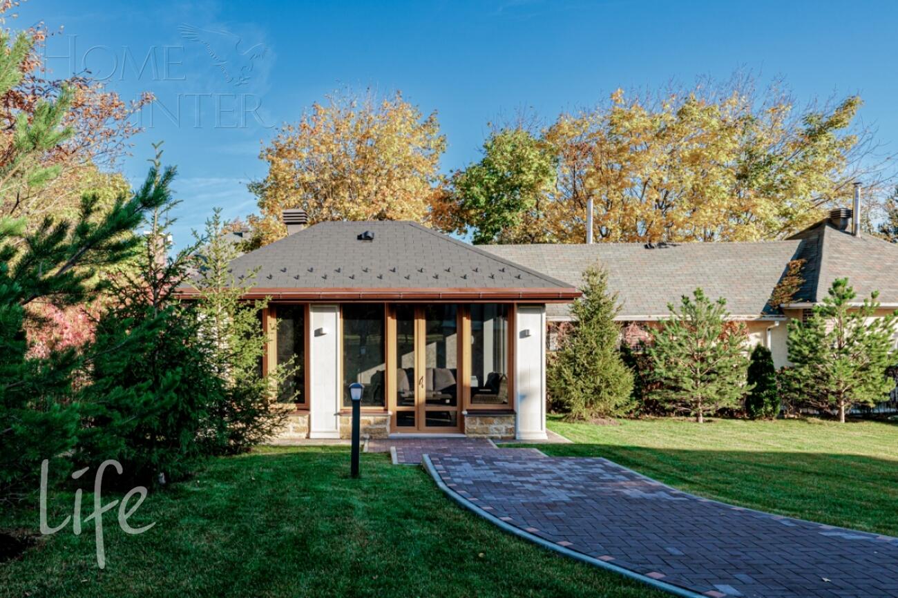 2-этажный коттедж 550 м² с отделкой