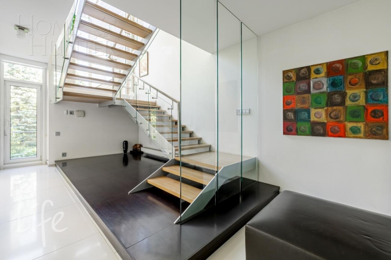 2-этажный коттедж 1 328 м² с отделкой