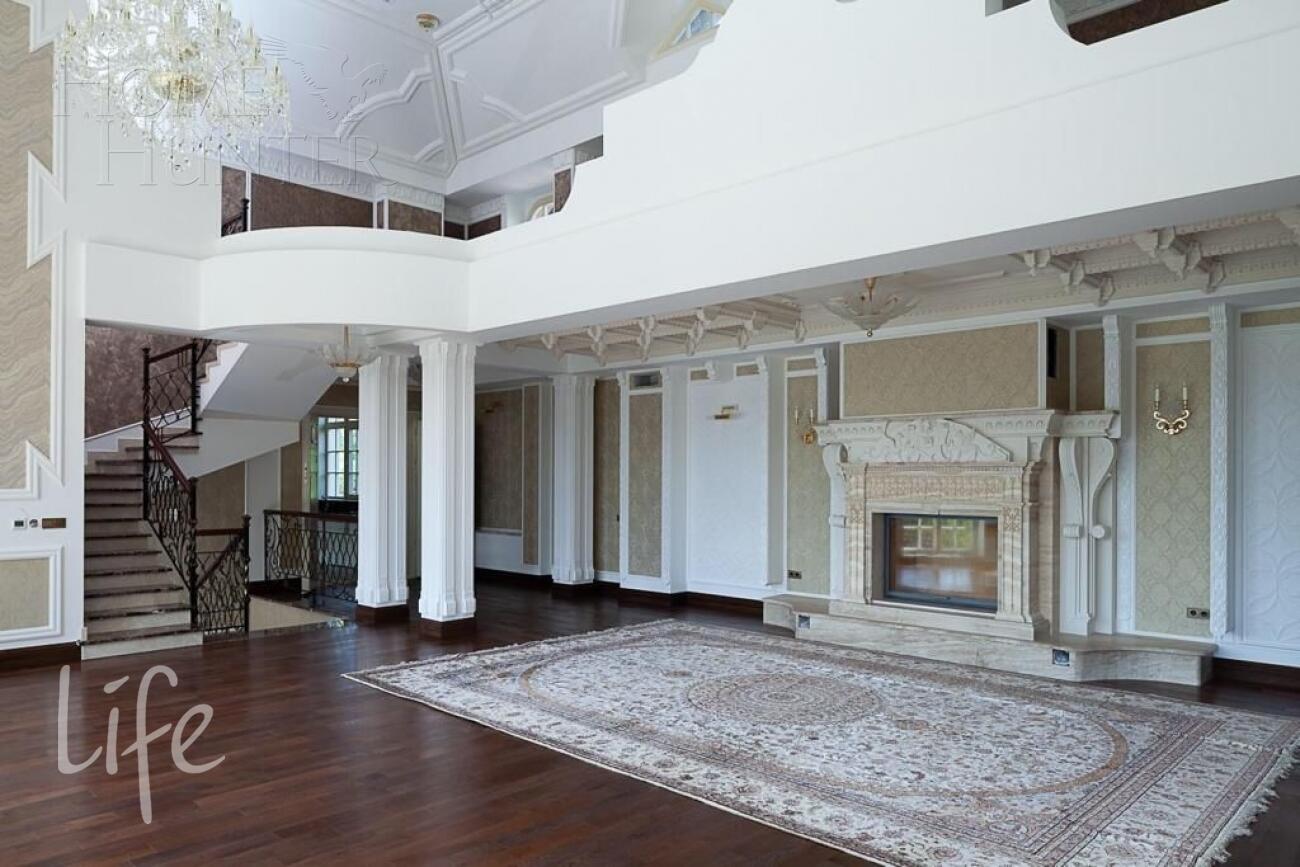 2-этажный коттедж 1 700 м² с отделкой