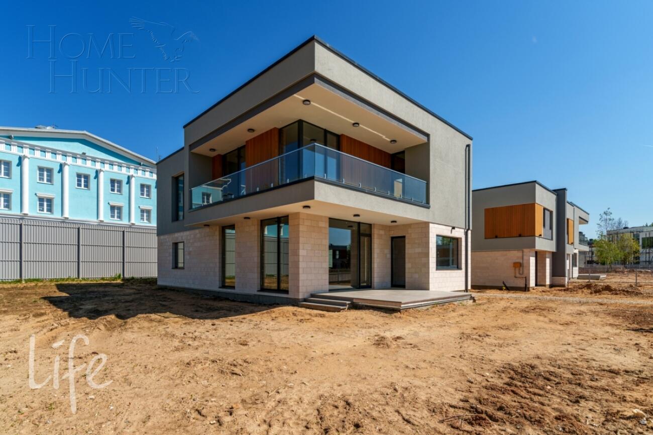 2-этажный коттедж 363 м² без отделки