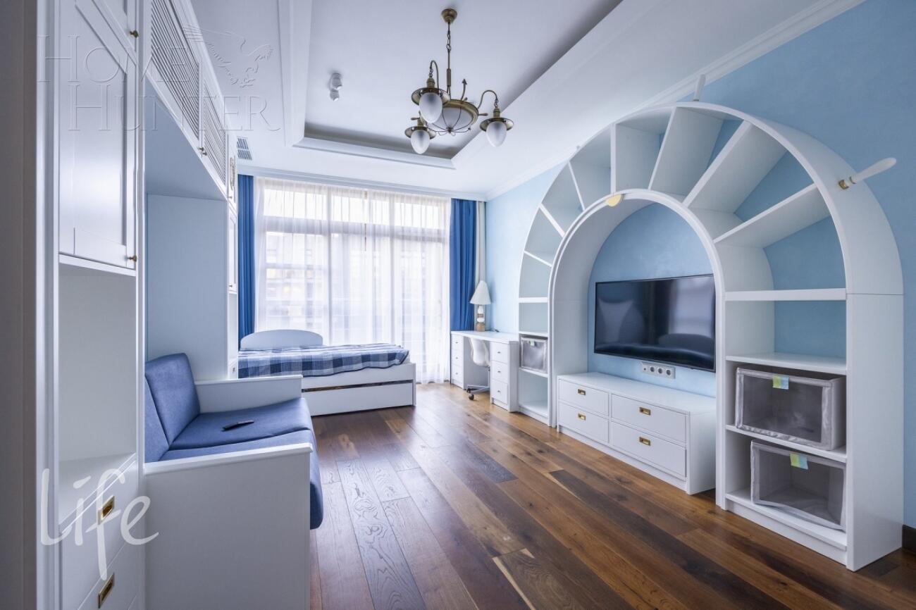 3-этажный таунхаус 310 м² с отделкой