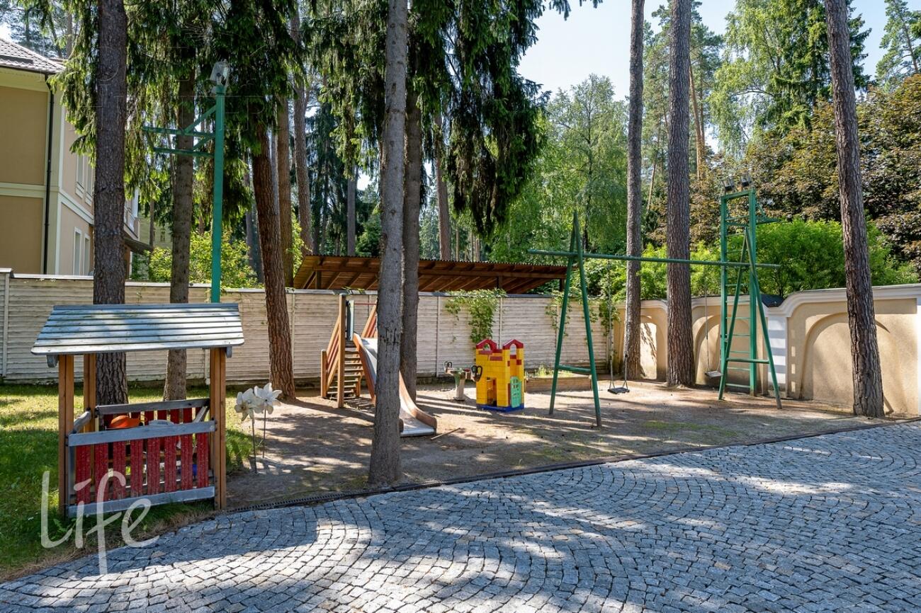 2-этажный коттедж 650 м² с отделкой