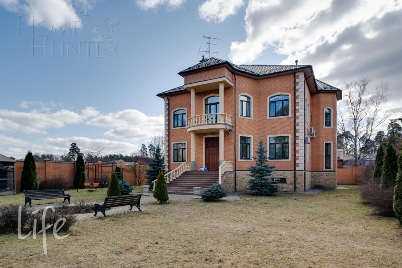 2-этажный коттедж 818 м² с отделкой