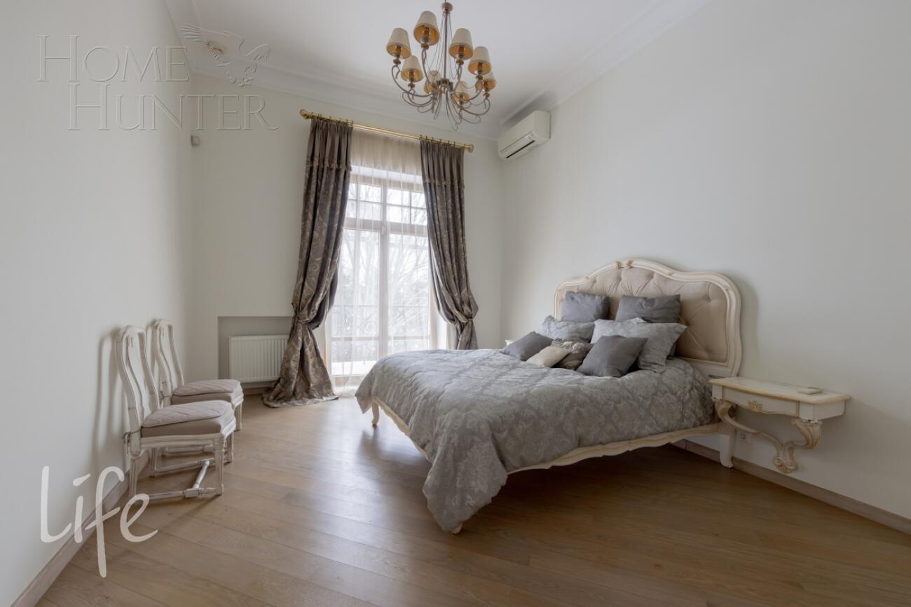 2-этажный коттедж 500 м² с отделкой