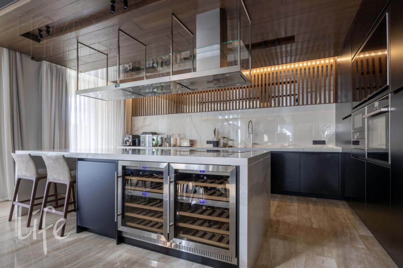 2-этажный коттедж 550 м² с отделкой