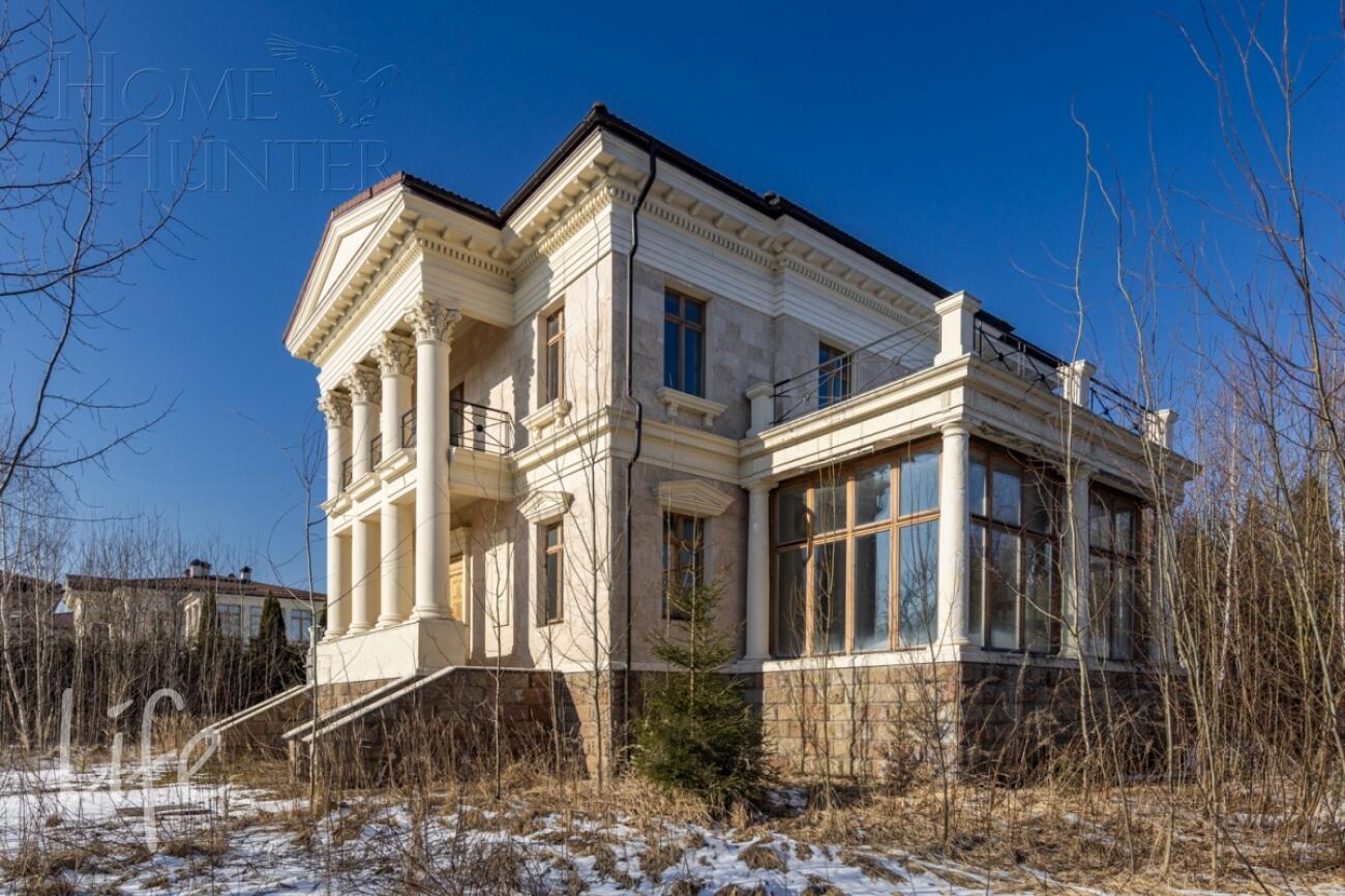 2-этажный коттедж 680 м² без отделки