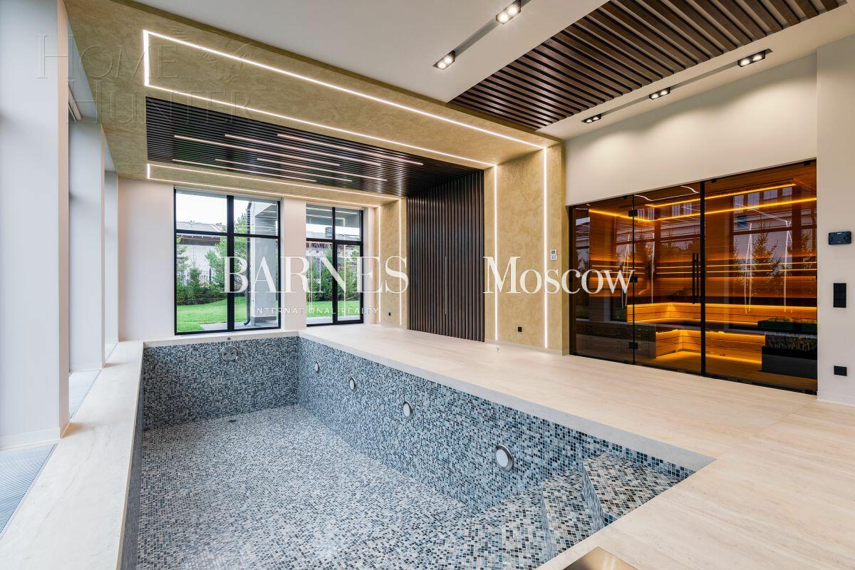 2-этажный коттедж 705 м² с отделкой